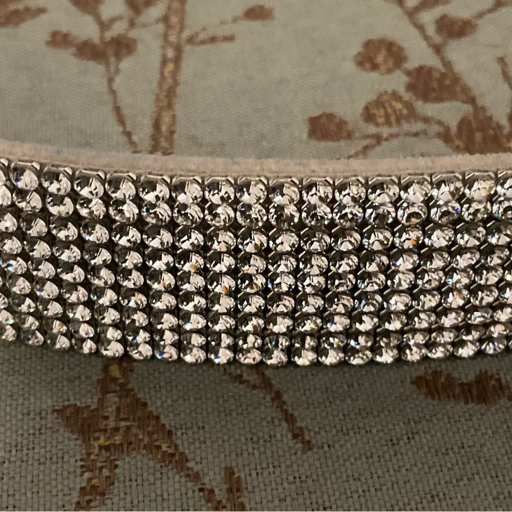 Swarovski Crystal-Embellished Headband - Picture 4 of 4